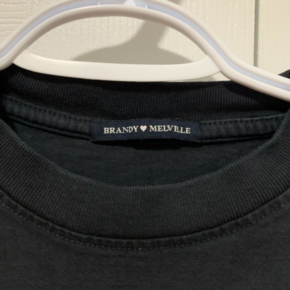 Brandy Melville butterfly t-shirt - Picture 2 of 3